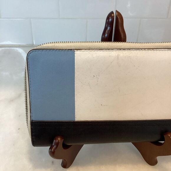 Coach Continental Color-Blocked  Full Sized Rehab Wallet - Picture 6 of 14